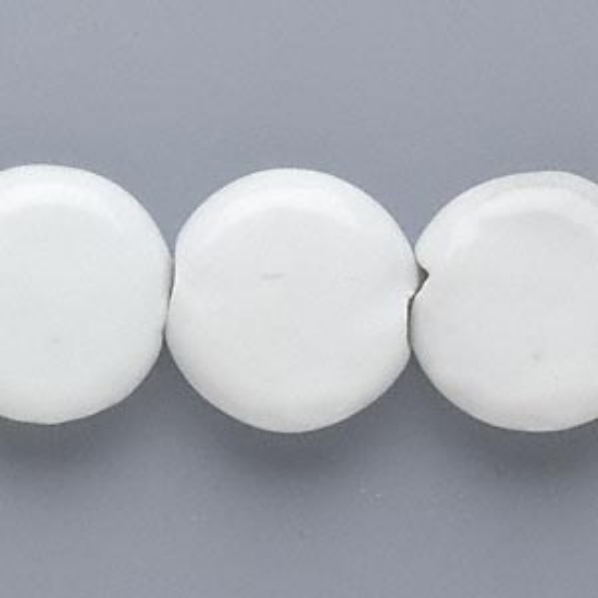 Picture of Porcelain Bead 18mm puffed flat round White x38cm