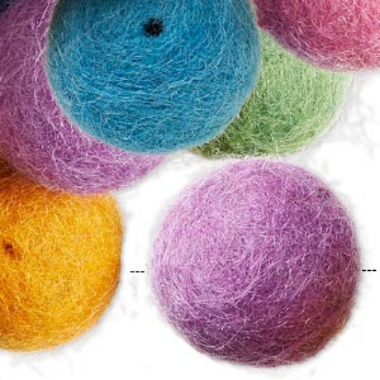 Picture of Felt Bead 22mm Color Mix x25