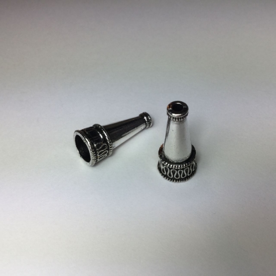 Picture of Cone Ø8mm Antique Silver x2