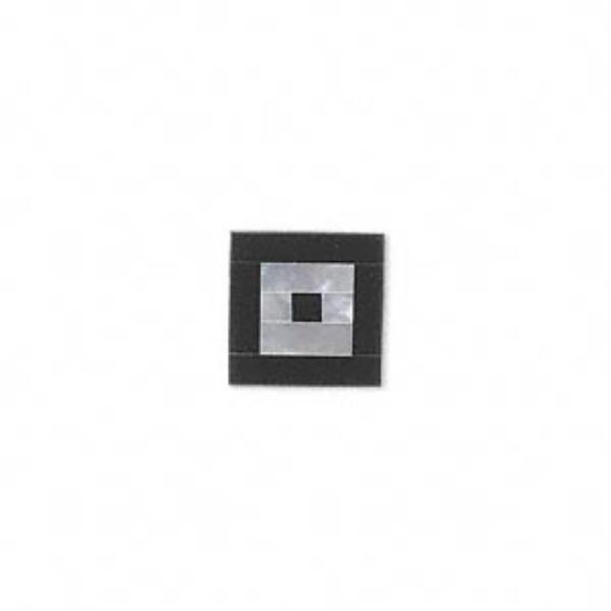 Picture of Cabochon Mother-of-Pearl shell (bleached) and Black Onyx (imitation) 11x11mm square x1