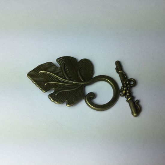 Picture of Clasp Toggle Leaf 22x37.5mm Bronze x1