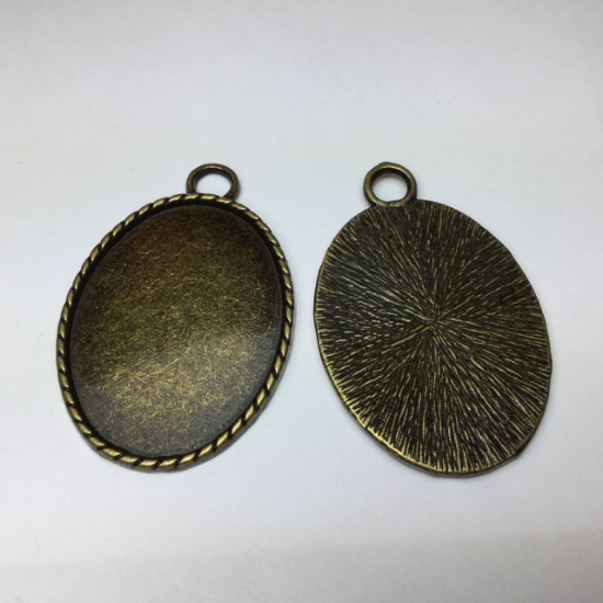 Picture of Pendant setting 40x30mm oval Bronze x1