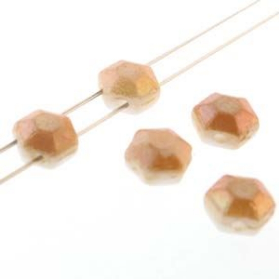 Picture of Honeycomb Jewel 6mm Chiseled Apricot x30