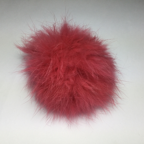 Picture of Pluizenbol met elastisch lusje, donker roze, 60mm.