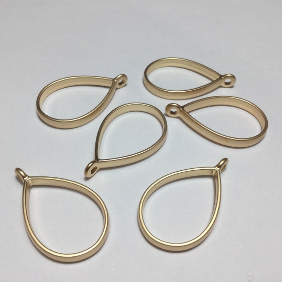 Picture of Pendant setting Drop 34x20mm Mat Gold Plated x1