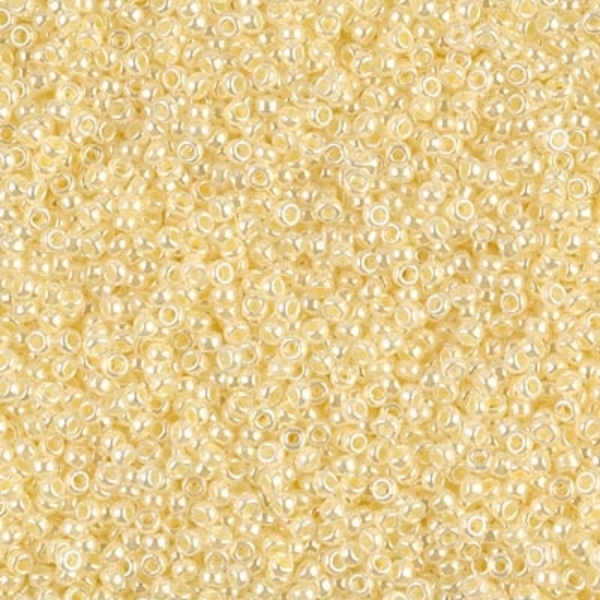 Picture of Miyuki Rocaille 15/0 527 Butter Cream Ceylon x10g