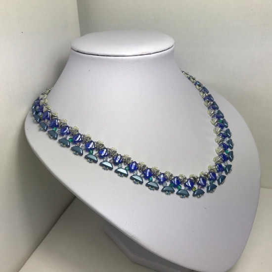 Picture of Odina Halsketting Sapphire