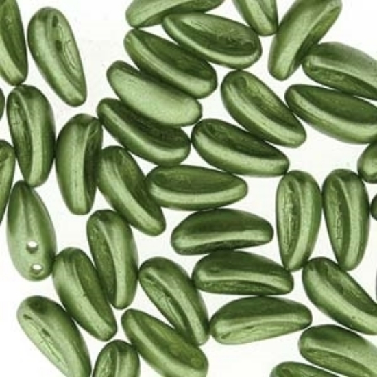 Picture of Chilli Beads 4x11mm Pastel Olivine x50