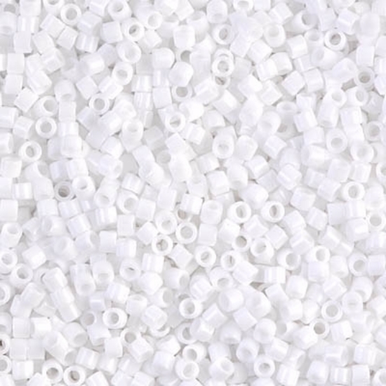Picture of Miyuki Delica 10/0 DBM200 Opaque Chalk White x10g