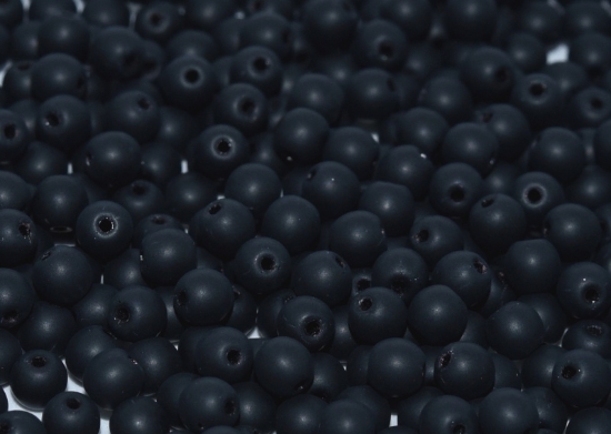 Picture of Round beads 4mm round Jet Mat x100