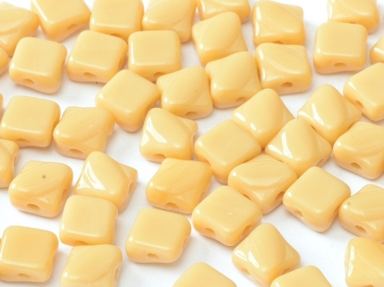 Picture of Silky Beads 2-hole 6 mm Ivory x50