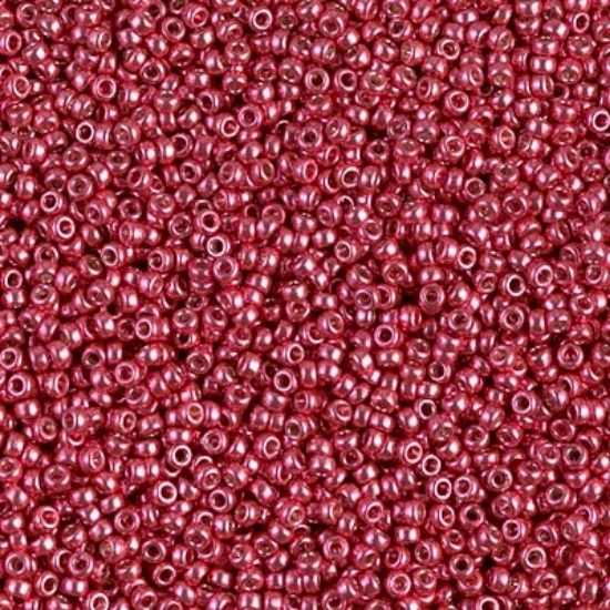Picture of Miyuki Rocaille 15/0 4211 Duracoat Galvanized Light Cranberry x10g