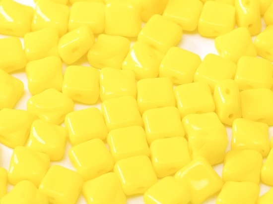 Image de Silky Beads 2-hole 6mm Opaque Yellow x50
