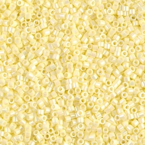 Изображение Miyuki Delica 11/0 DB1501 Opaque Pale Yellow AB x6g