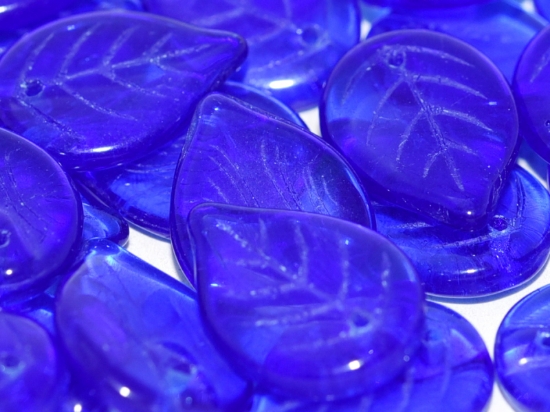 Picture of Leaves 18x13mm Dark Sapphire x10
