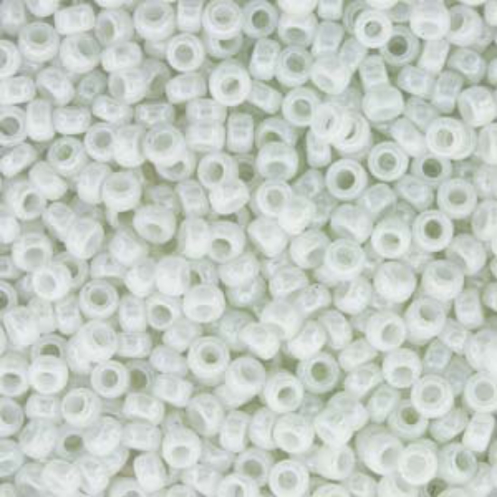 Picture of Miyuki Rocaille 15/0 402-14400 Opaque White Shimmer x10g
