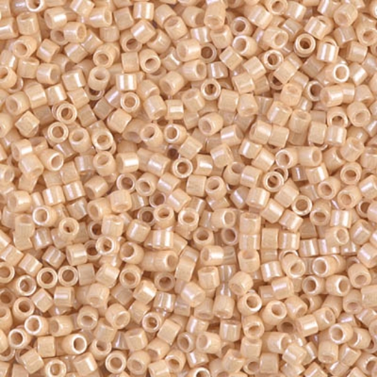 Picture of Miyuki Delica 10/0 DBM204 Ceylon Antique Beige x10g