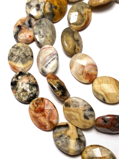 Picture of Crazy Lace Agate (natural) 16x20mm Facet Oval x10