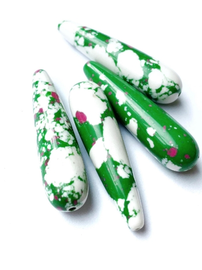 Picture of Drop Resin 40x10mm Green x1