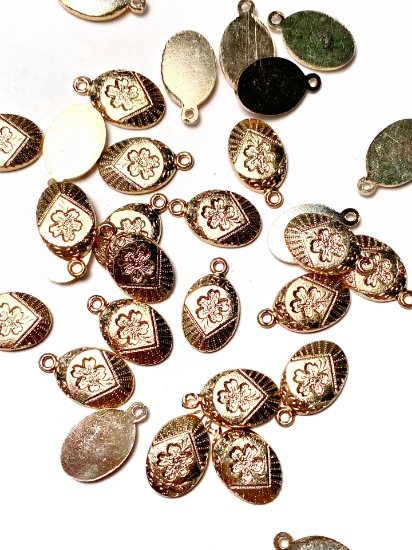 Picture of Charm Flower 15x9mm Gold Tone x6