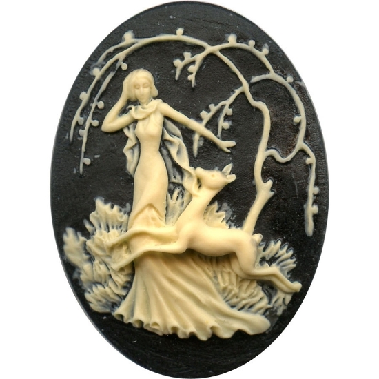 Picture of Cabochon Cameo Forest Nymph 40x30mm oval Black x1