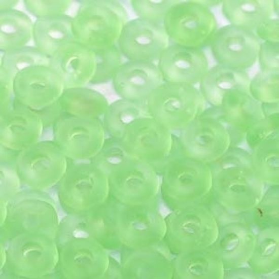 Picture of O Bead 4mm Peridot Mat x5g