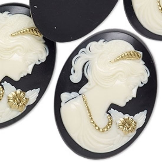 Picture of Cameo black with gold woman 39x29mm oval x1