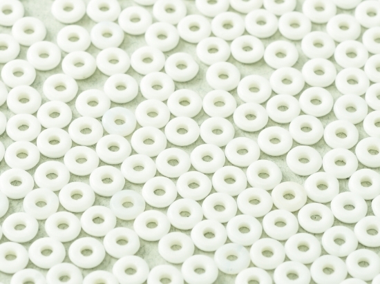 Picture of O Bead 4mm Chalk White x5g