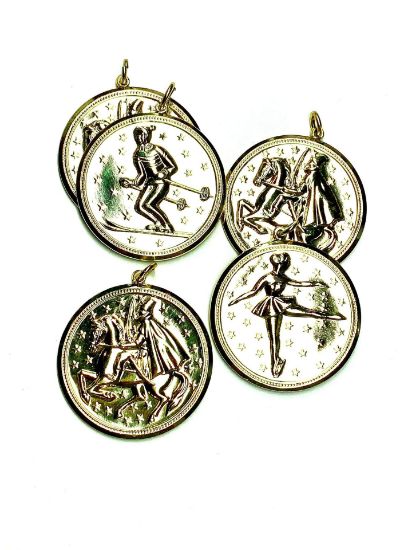 Picture of Pendant Mix 35mm Gold Tone x5