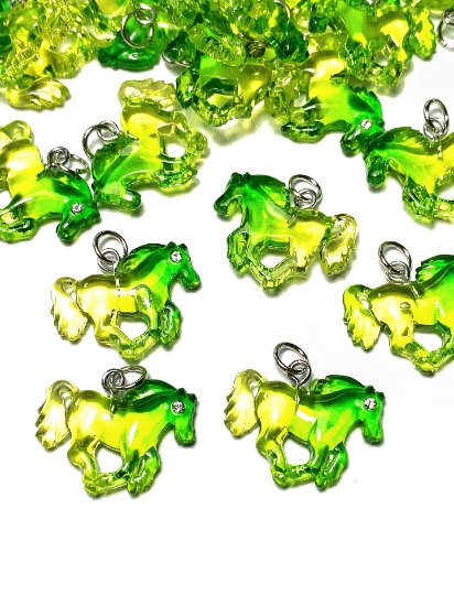 Picture of Pendant YALC Horse 23x19mm Green x1