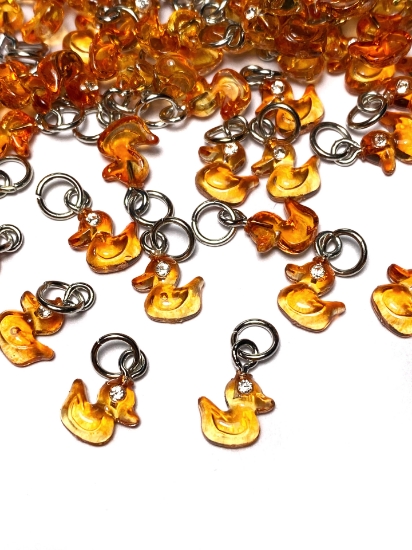 Picture of Pendant YALC Duck 10mm Orange  x1