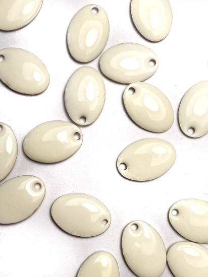 Picture of Candy Oval 14x10mm White x4