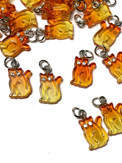 Picture of Pendant YALC Cat 15x10mm Orange x1