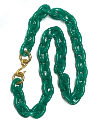 Picture of Acrylic Cable Chain 24x18mm with Clasp Green x70cm