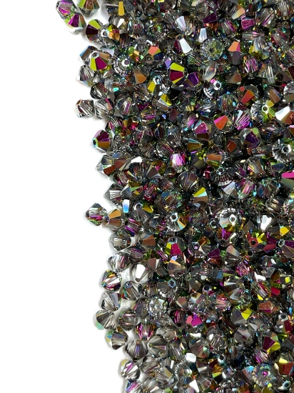 Picture of Swarovski 5328 Xilion Bead 4mm Crystal Vitrail Medium x100