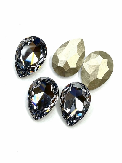 Picture of Swarovski Fancy Stone Pear 4327 30x20mm Smoky Mauve x1