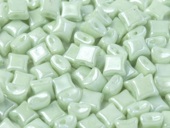 Picture of Wibeduo® 8x8mm Chalk White Mint Luster x25