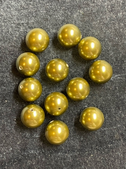 Picture of Swarovski 5811 Pearls 14mm Light Green Pearl x1