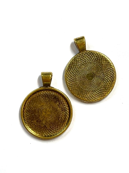Picture of Pendant setting 25mm round Antique Gold x5