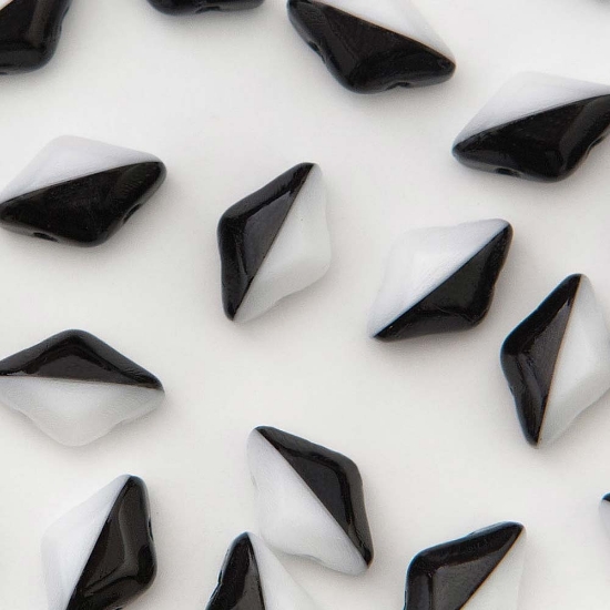 Picture of GemDuo 2-hole 5x8mm Duet Black & White  x10g