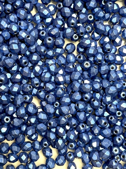 Picture of Fire-Polished 4mm Saturated Metallic Navy Peony x100