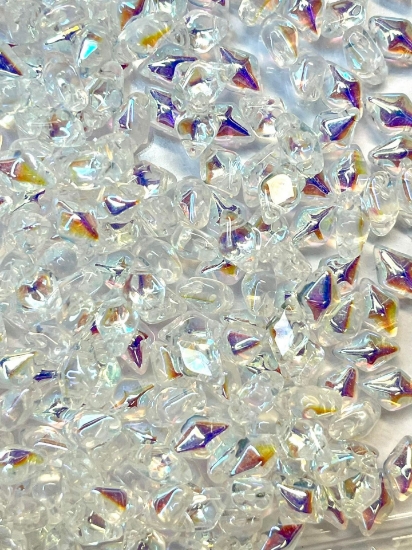 Picture of DiamonDuo 2-hole 5x8mm Crystal AB x10g