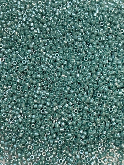 Picture of Miyuki Delica 11/0 DB264 Opaque Mallard Luster x10g