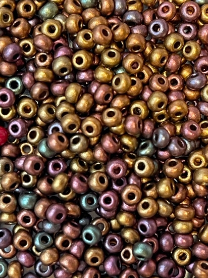 Picture of Czech Seed Beads 8/0 01640 Purple Iris Gold x10g