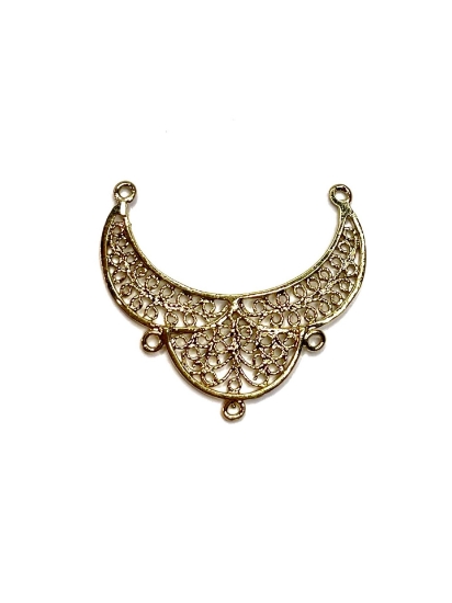 Picture of Link Flower pattern carved 32x29mm Gold Tone x1