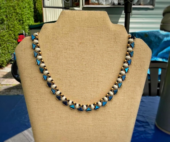 Picture of KIT - La Tulipe Halsketting Blue