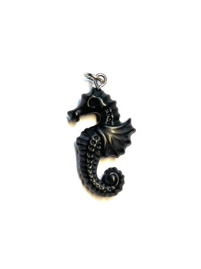 Picture of Pendant YALC Seahorse 30mm Black x1