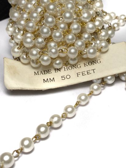 Picture of Chain Vintage Acrylic pearls 8mm x1m