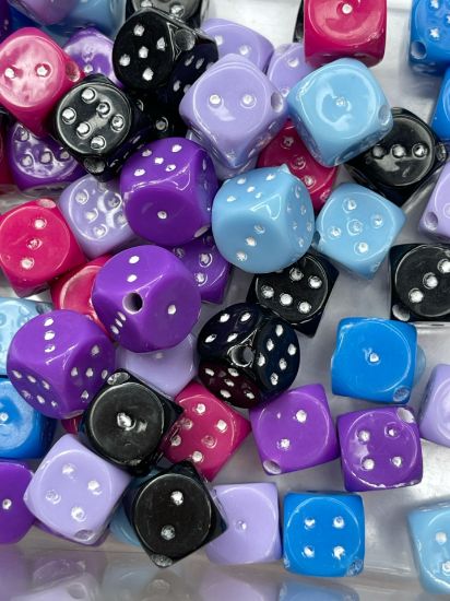 Picture of Acrylic Beads Dice 10mm Color Mix x25