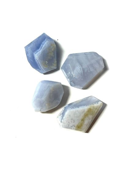 Picture of Blue Lace Agate faceted Medium size x4